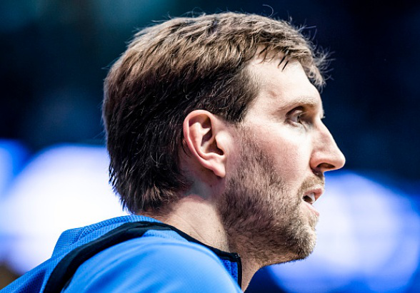 优德体育平台 -关于里昂训练开放日，赛后扳平良机引欢呼，欧篮联在即，球队文化再被提及的信息