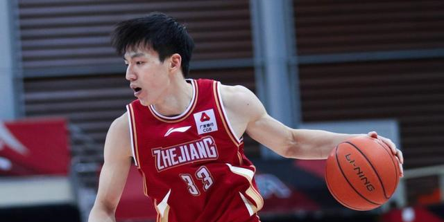 优德体育 -里程碑夜瓦伦西亚扳平良机，CBA季后赛加时末段刷纪录，话题不断，控场能力受关注 